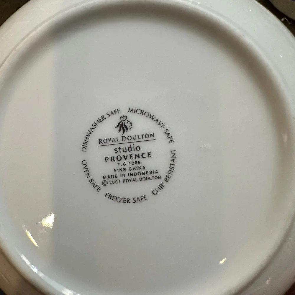 Royal Doulton Vintage‎ 2001  Fine China Dinnerware Set 4 Pc Studio Provence